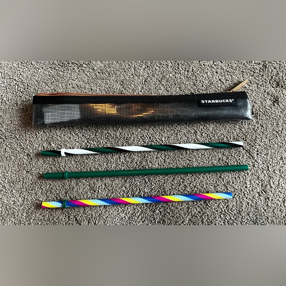 Starbucks Reusable Zippered Case with 3 Reusable Straws